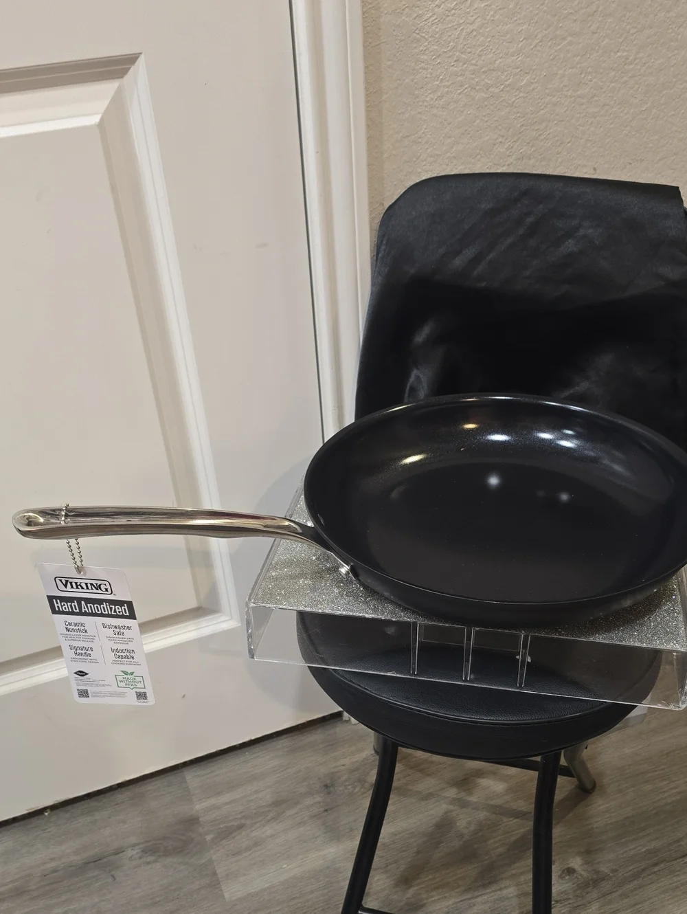 Viking Hard Anodized Ceramic Signature Handle Non-Stick 12